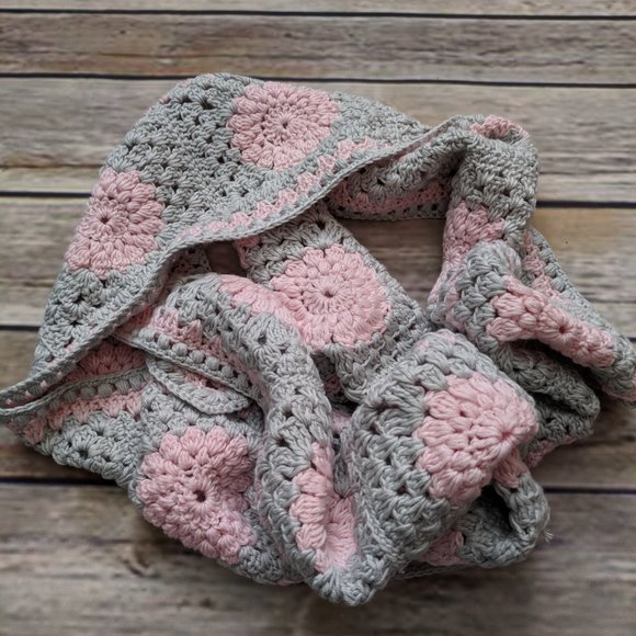 Bamboo Scarf Square Flower Pattern - Picture 4 of 4